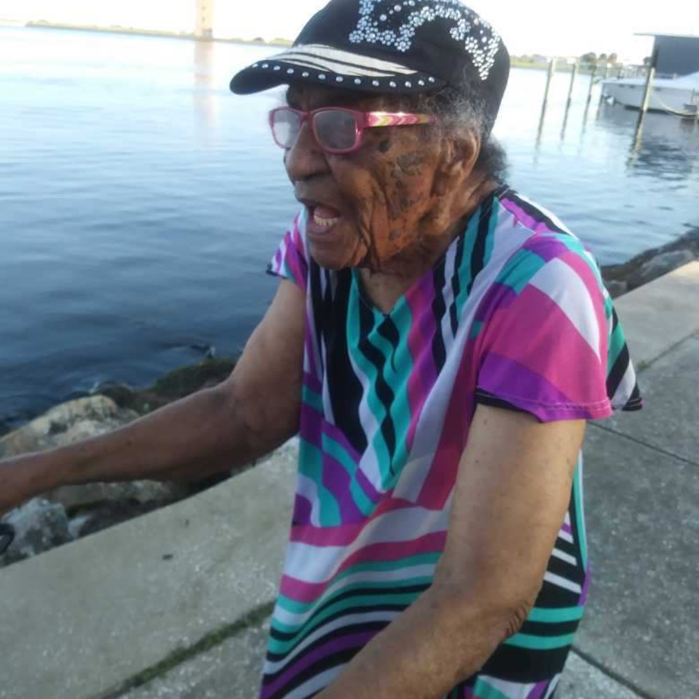 Meet your Posher, Stanley